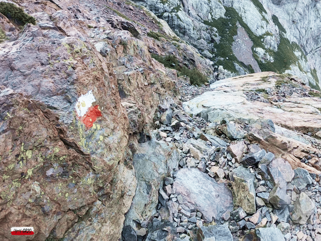 Dénivelé de roches magmatiques dans le massif du Cinto